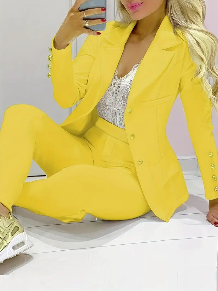 Blazer und Hose: Zweiteiliges Business Casual Set