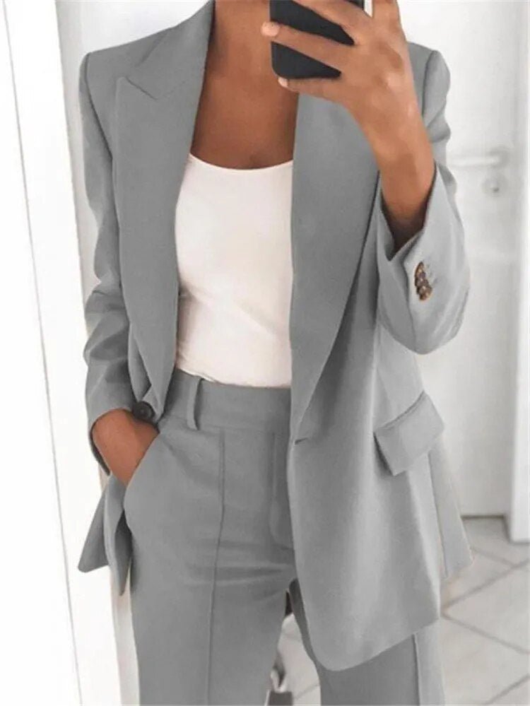 Avelena Women's Elegant Blazer Suit