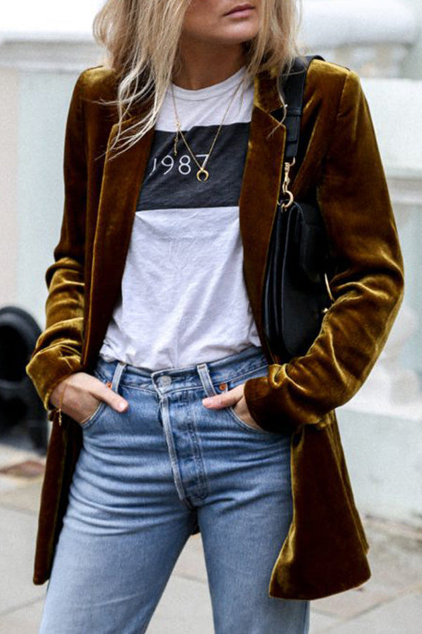 Krohn-e | Blazer aus Samt im Streetstyle