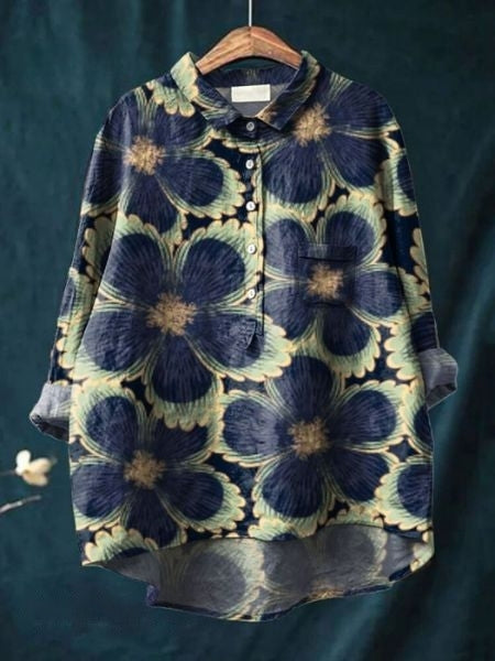 Lila Damenbluse mit Blumenmuster für einen lässigen, frischen Look