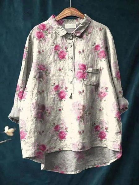 Lila Damenbluse mit Blumenmuster für einen lässigen, frischen Look