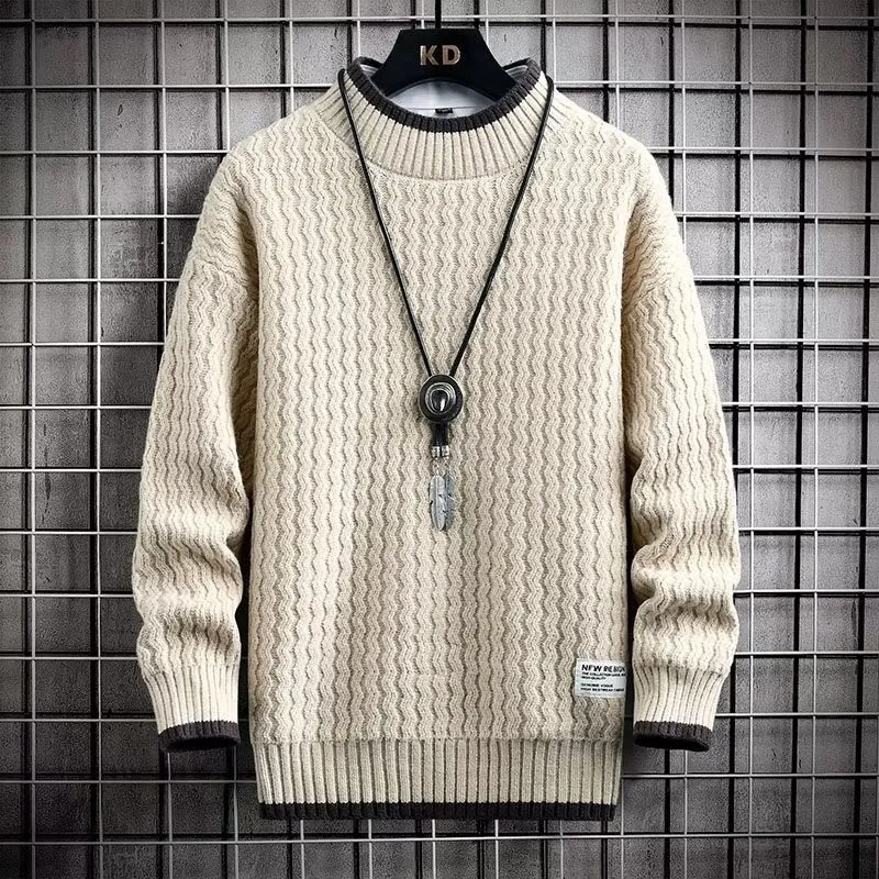 Herrenpullover im klassischen Rippenstrick