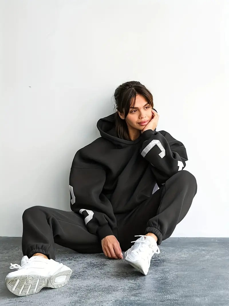 Cooler, trendiger Kapuzenpullover von Fudus mit grafischem Print