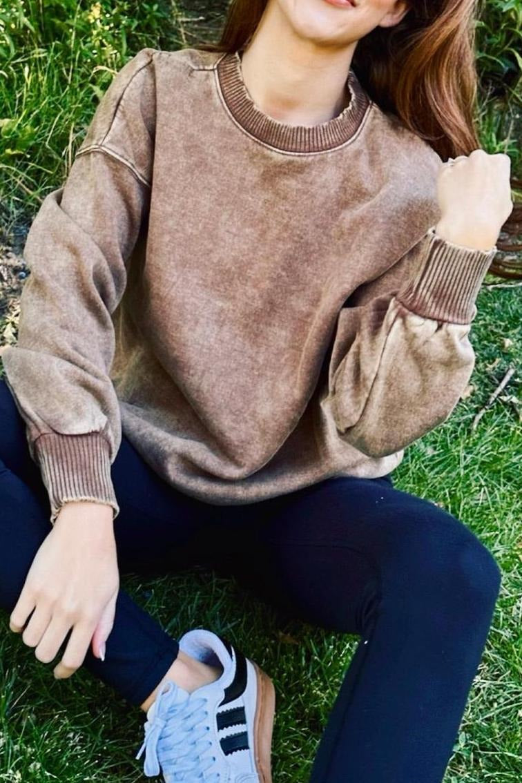 Fudus Sweatshirt: Casual Style