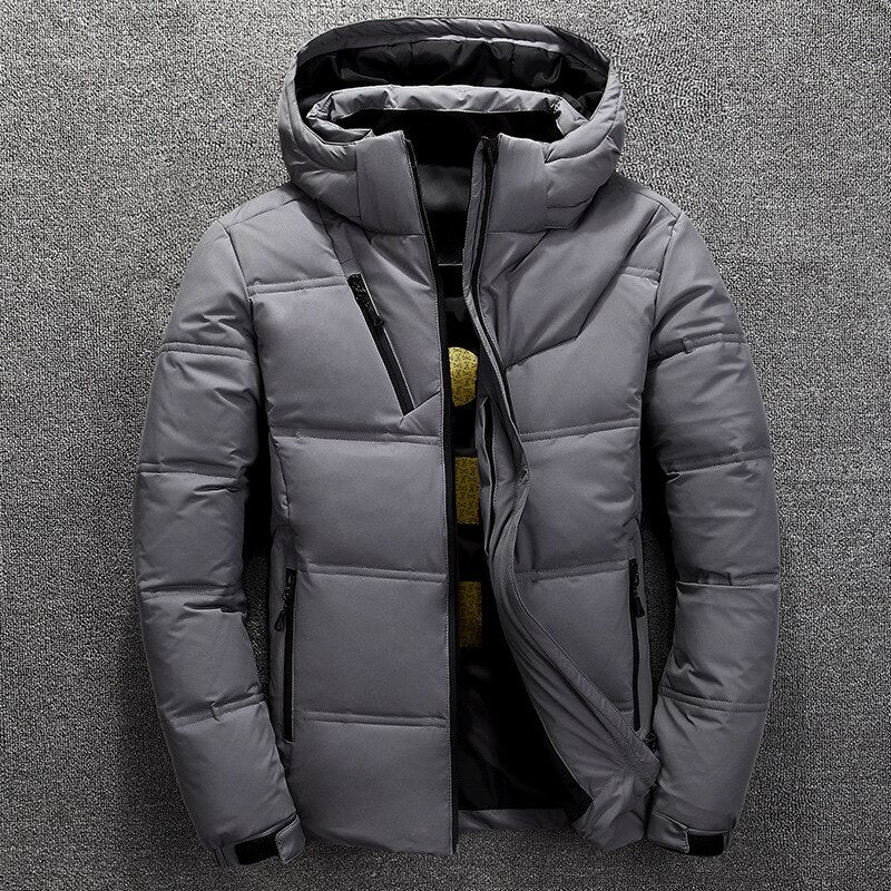 Herren Winterjacke mit Kapuze und Isolierung