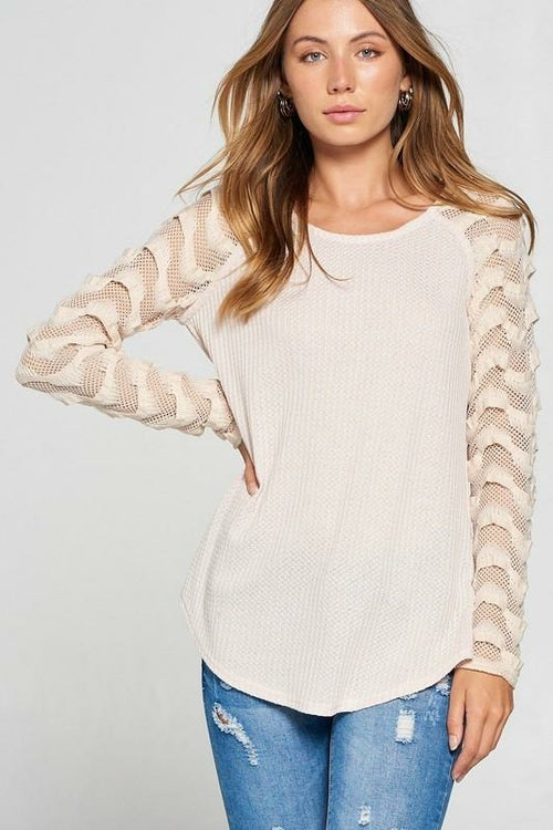 Fudus Spitzentop mit Fischernetz-Kontrast