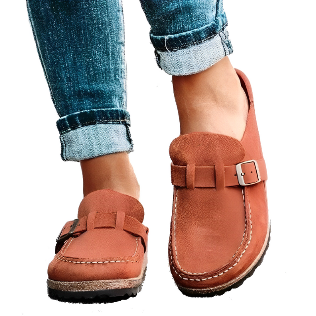 Krohn-e | Bequeme Slipper mit Schnallenverschluss