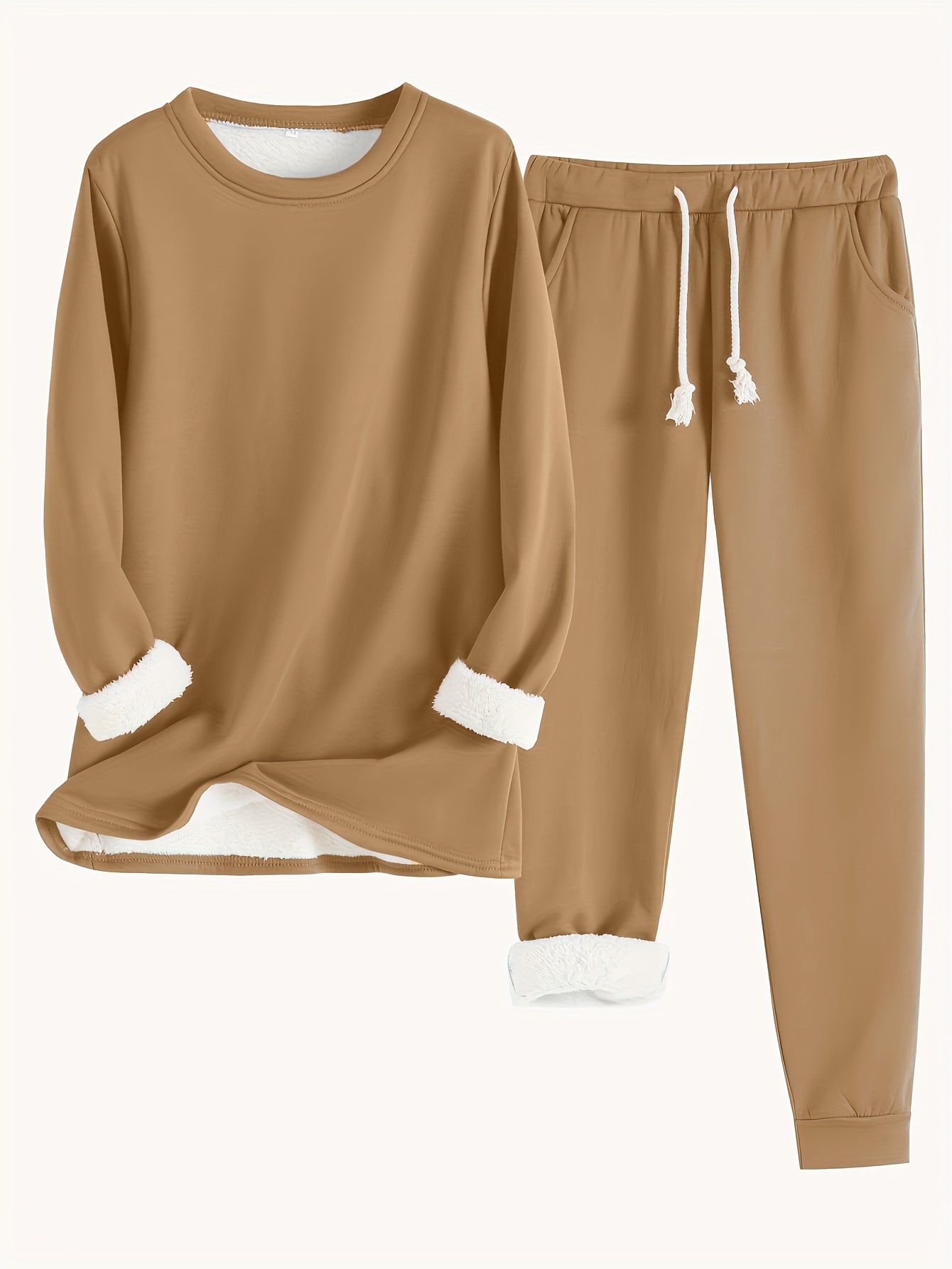 Kuscheliges Damen-Outfit mit Fleece-Innenfutter