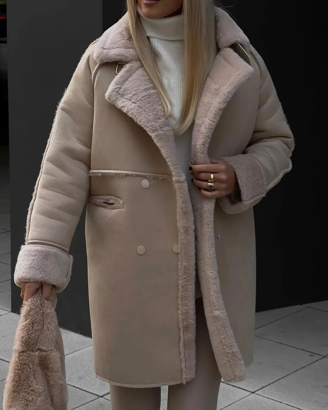 Krohn-e | Kuscheliger Mantel mit Shearling Futter in Übergröße