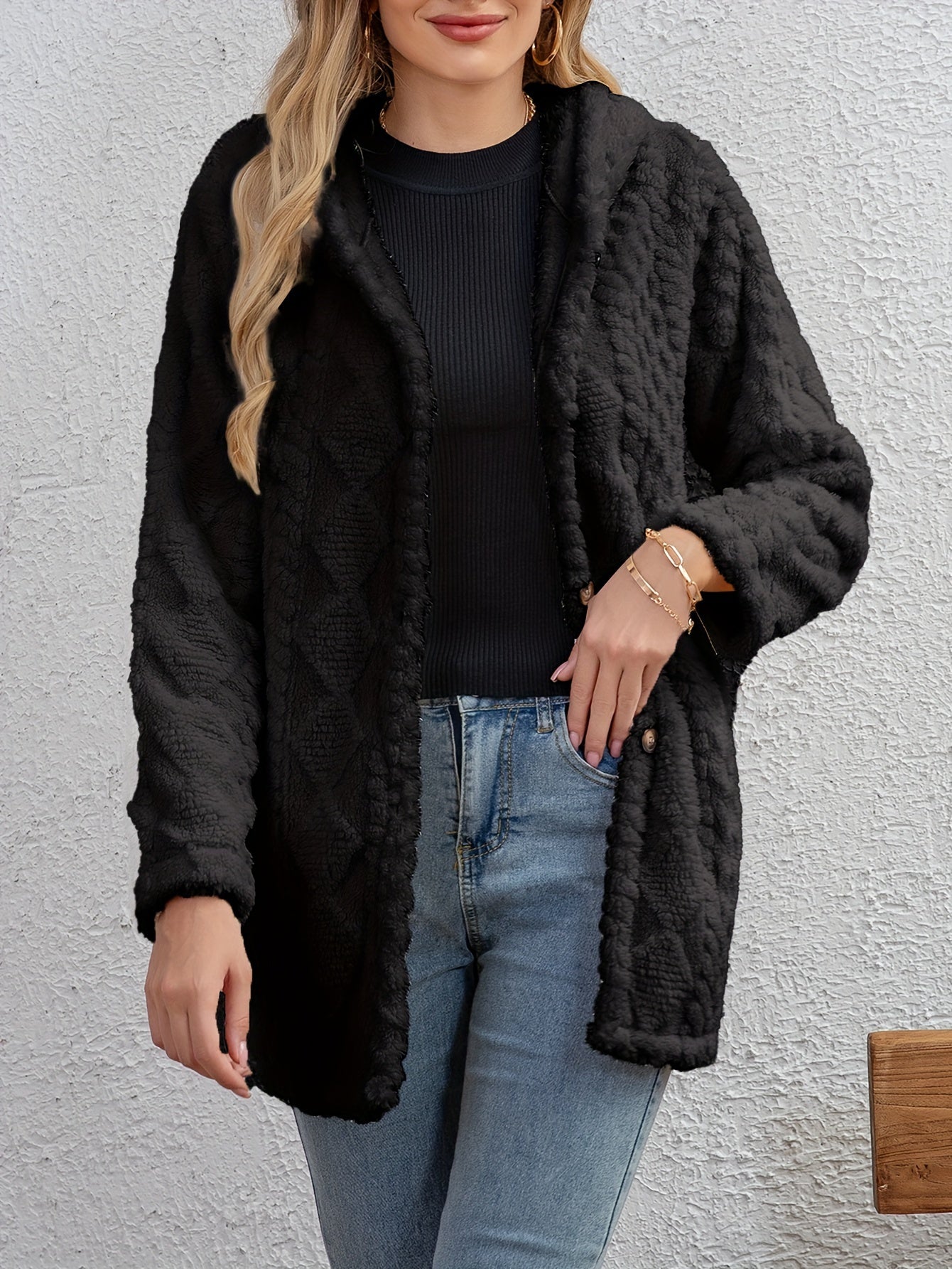 Krohn-e | Fluffy Kapuzenjacke mit Knöpfen Polyester Weich und Warm