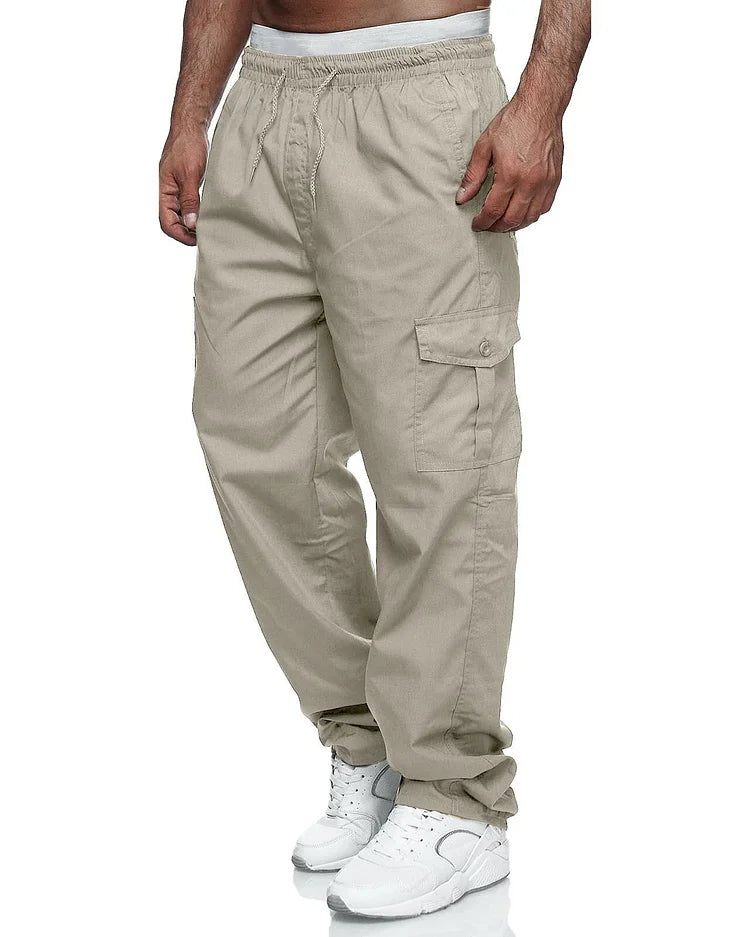 Robuste, bequeme Herrenhose mit vielen Taschen – perfekt für Outdoor-Abenteuer