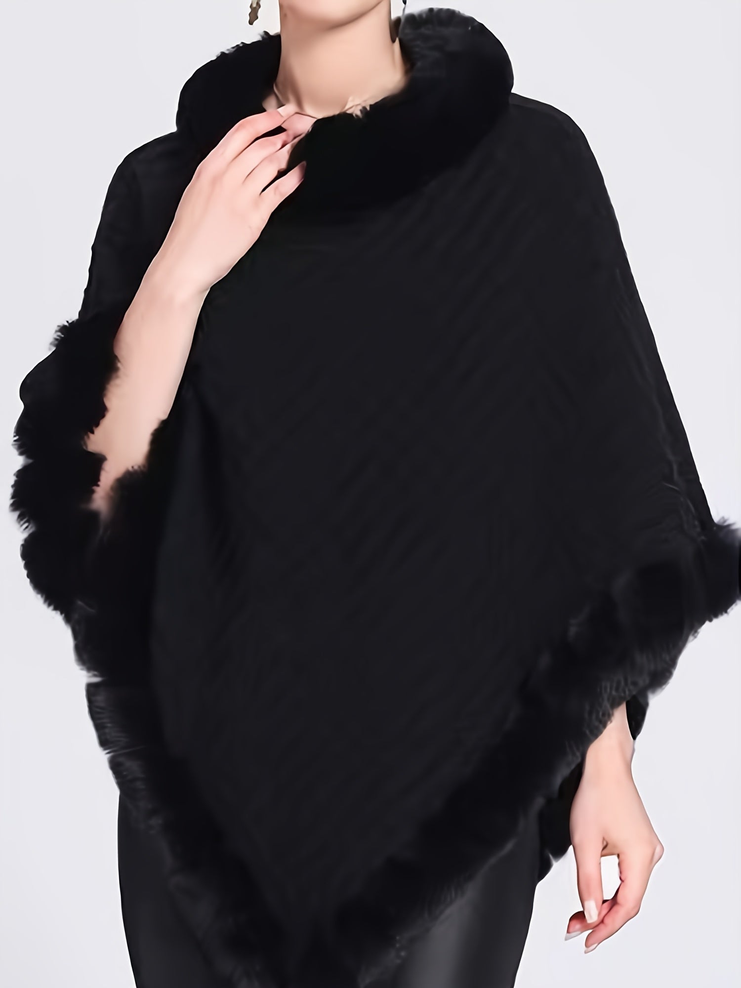 Krohn-e | Poncho mit Pelzdetails Acrylmix Elegante Struktur