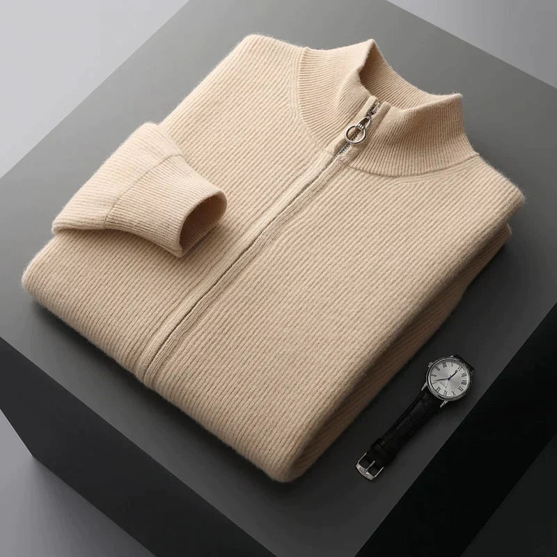 Herren-Cardigan mit Reißverschluss und gerippter Struktur. 100 % Wolle.