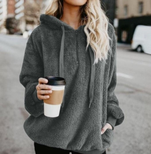 Entspannter, warmer Kapuzenpullover von Fudus für gemütliche Tage