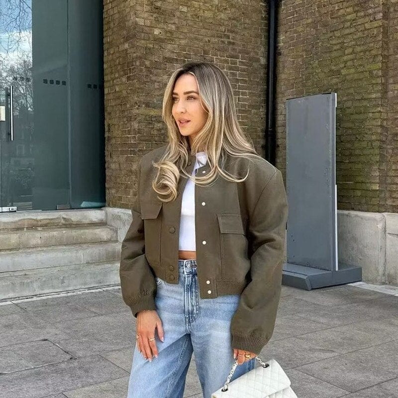 Avelena: Komfortable Bomberjacke mit langen Ärmeln