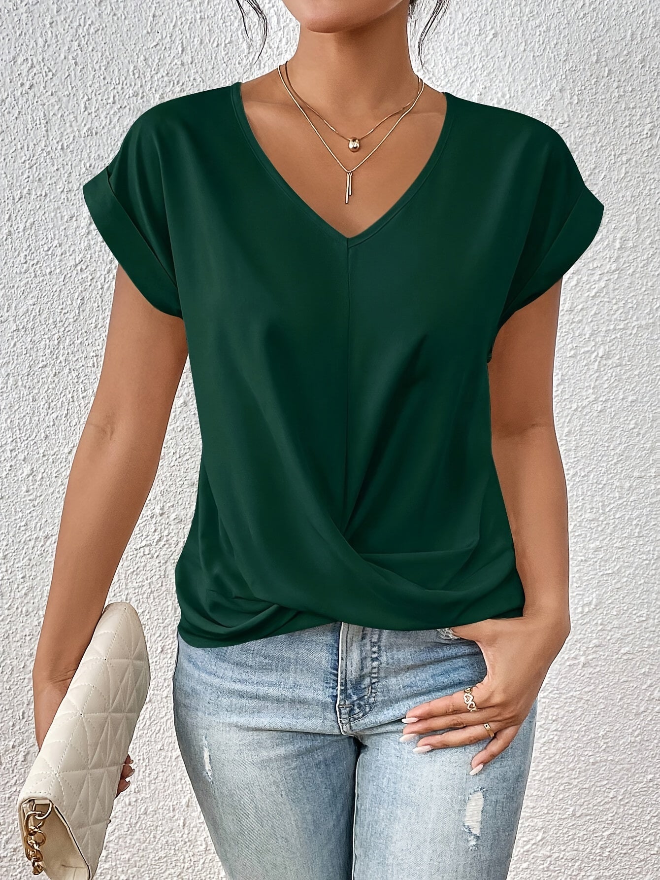 Damen-T-Shirt Heidi: Herzförmiger Ausschnitt, bequem, stylisch & vielseitig
