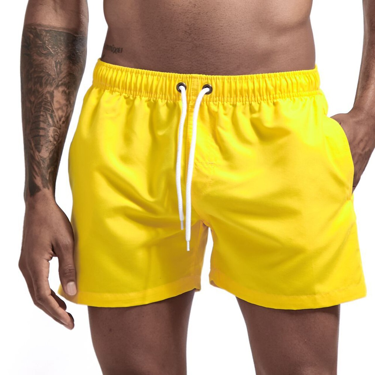 Sommerliche Herren-Badeshorts aus atmungsaktivem Material - Merlin