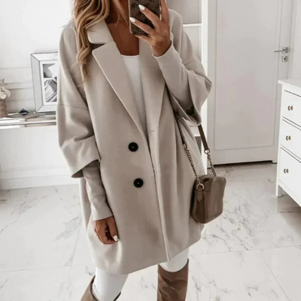 Krohn-e | Schlichte Lange Jacke mit Knopfdetails Wollmischung Minimalistische Eleganz