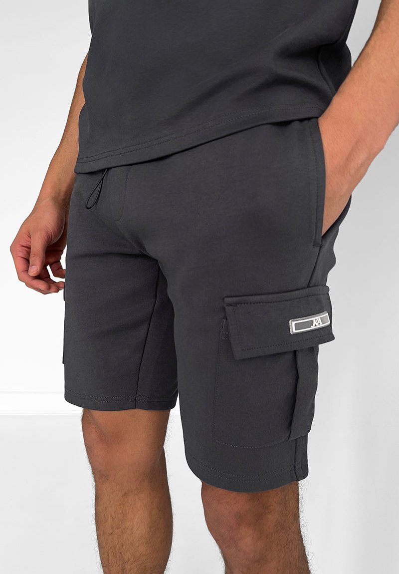 Modernes und bequemes Freizeit-Outfit für Herren