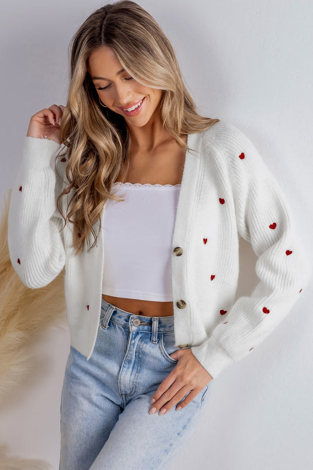 Krohn-e | Zeitlose Strickjacke mit klassischem V-Ausschnitt