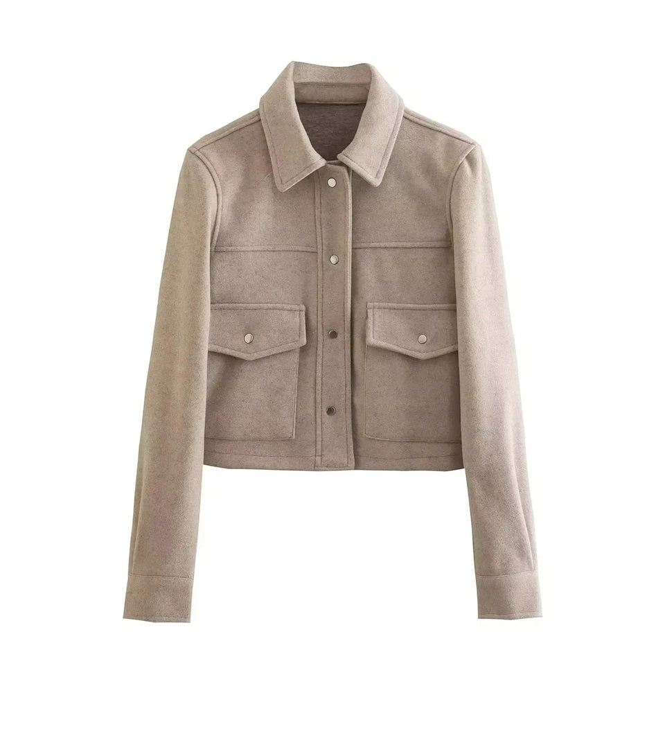 Krohn-e | Kurze Wolljacke mit Knöpfen Weich und Stilvoll Lässiger Look
