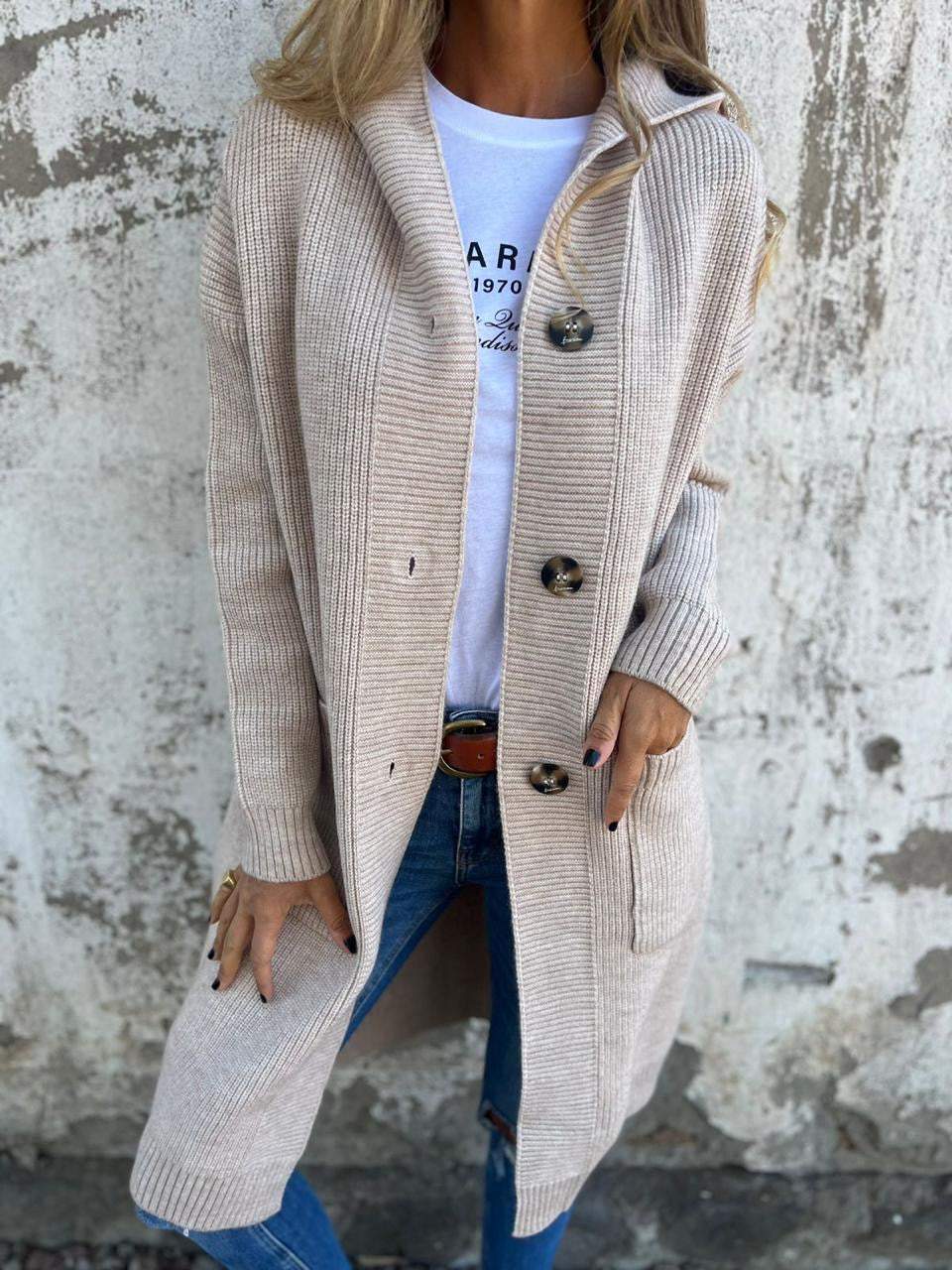 Krohn-e | Langer Strickcardigan mit Knöpfen Rippstrick Design Komfort und Stil
