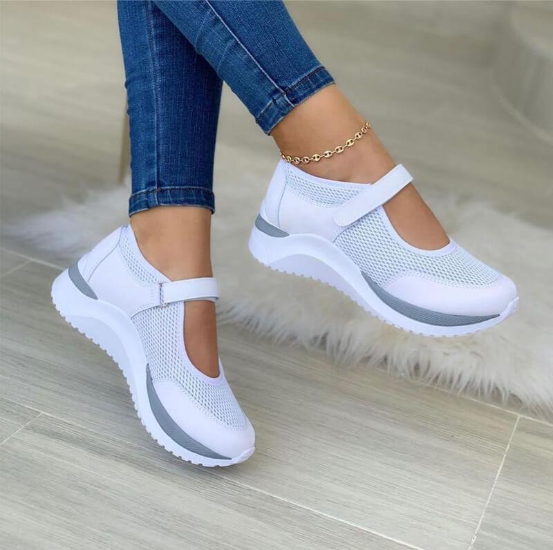 Neomi  Stützende Sandalen