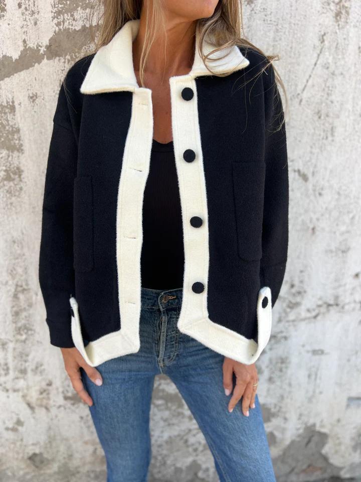 Krohn-e | Kontrastjacke mit Knöpfen Weich und Modern Zeitloses Design