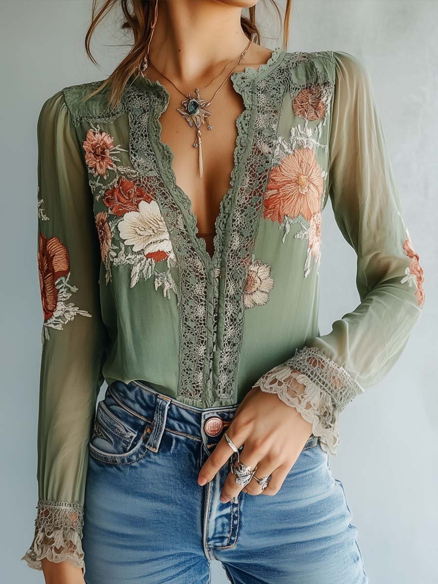 Krohn-e | Boho Bluse Mit Spitze Und Blumenmuster