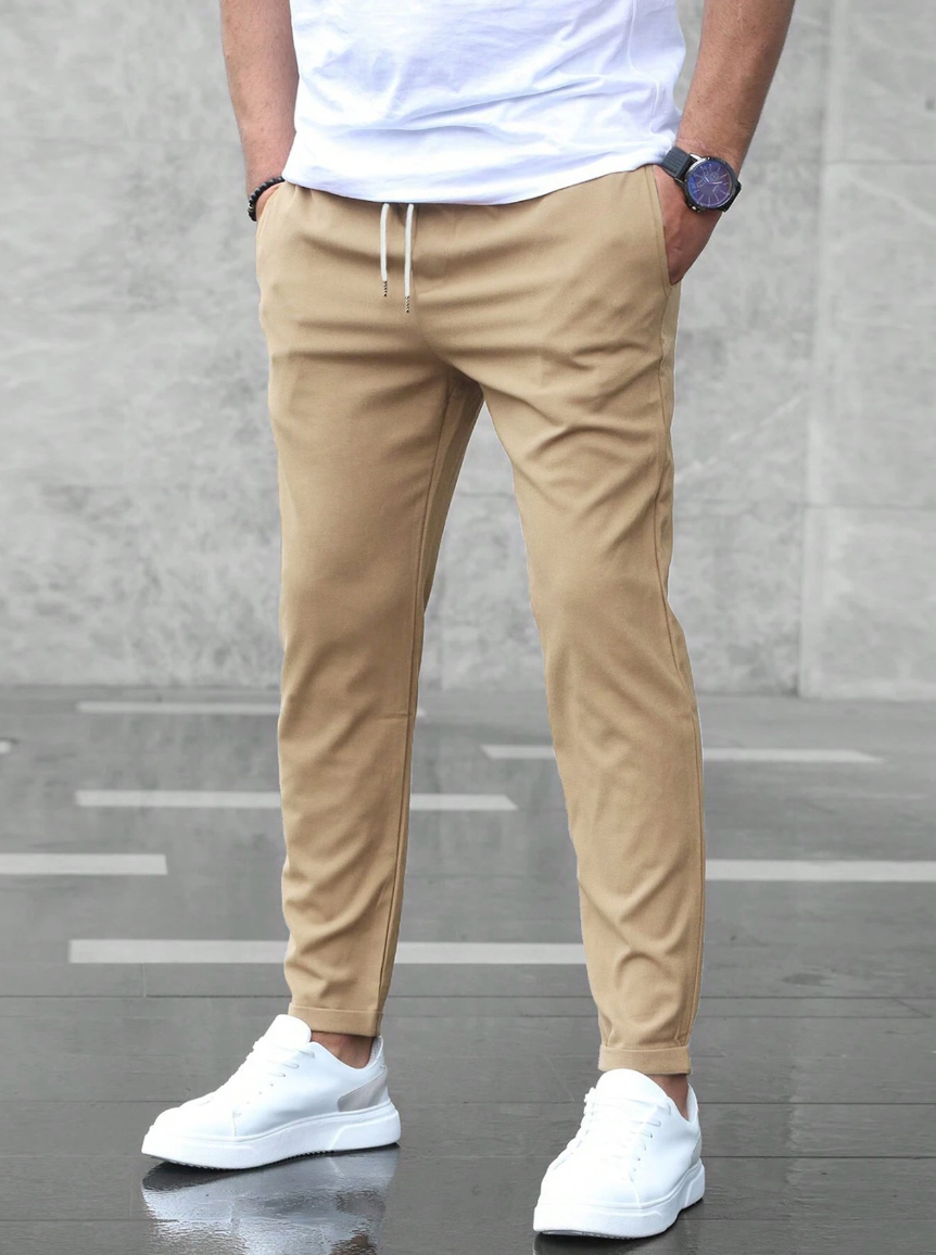 Komfortable Herrenhose im klassischen Stil - Samuelis