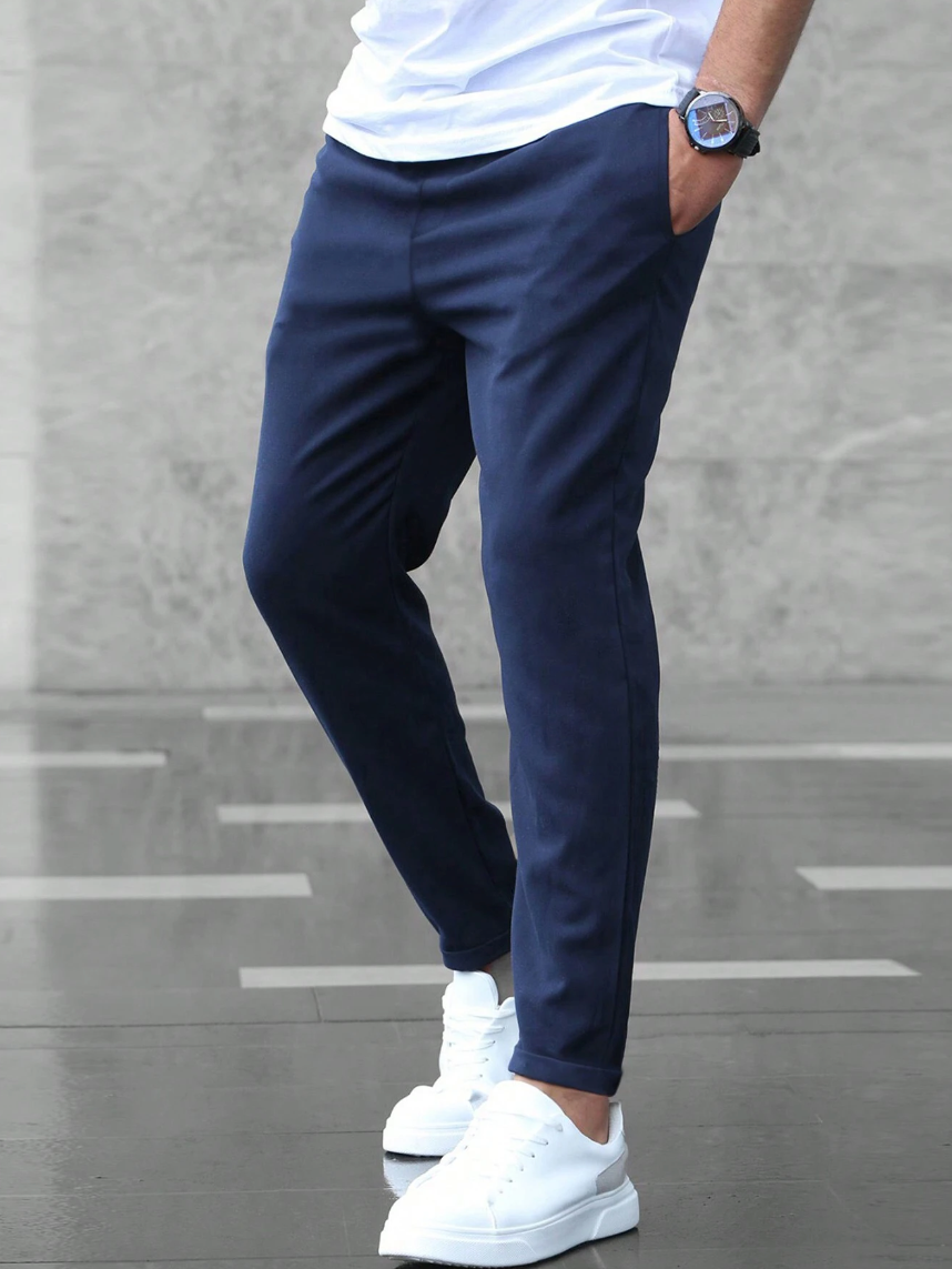 Komfortable Herrenhose im klassischen Stil - Samuelis