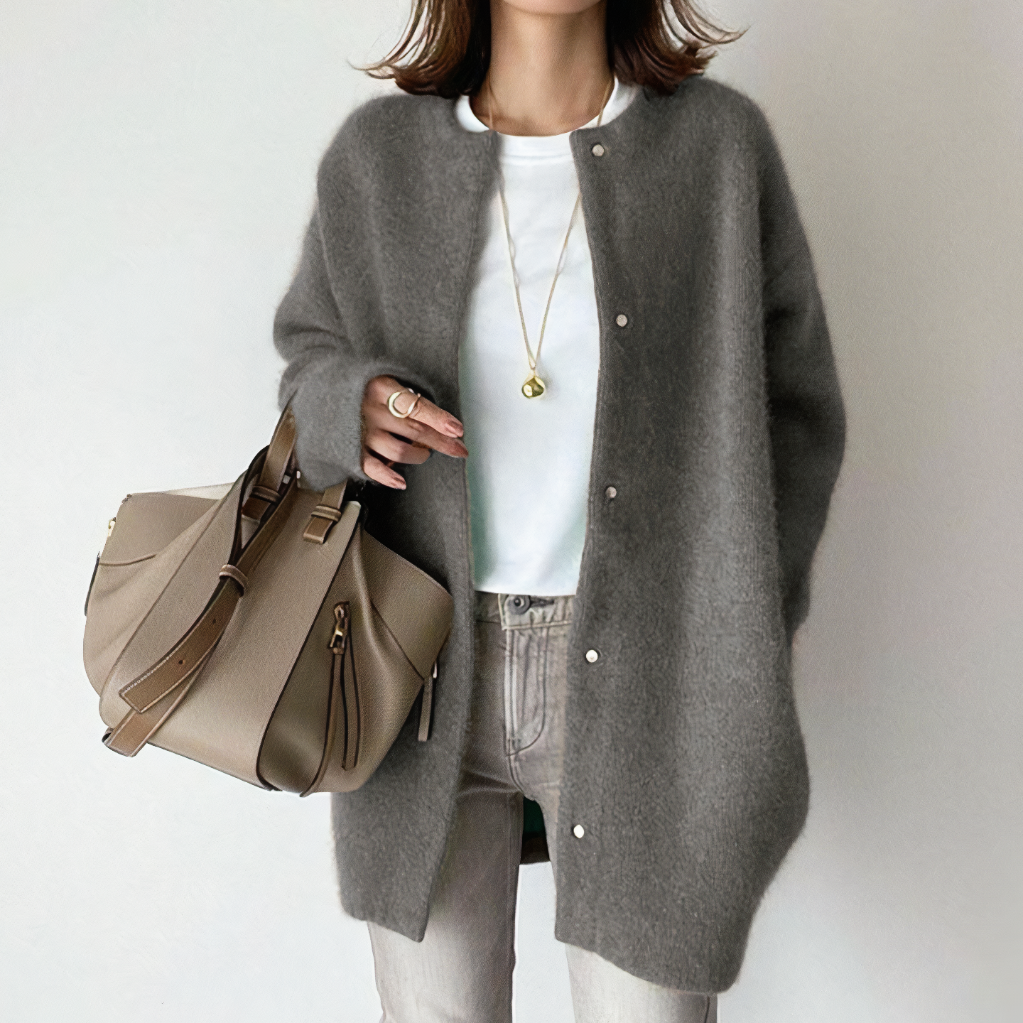 Krohn-e | Strickjacke mit langen Ärmeln und Knöpfen