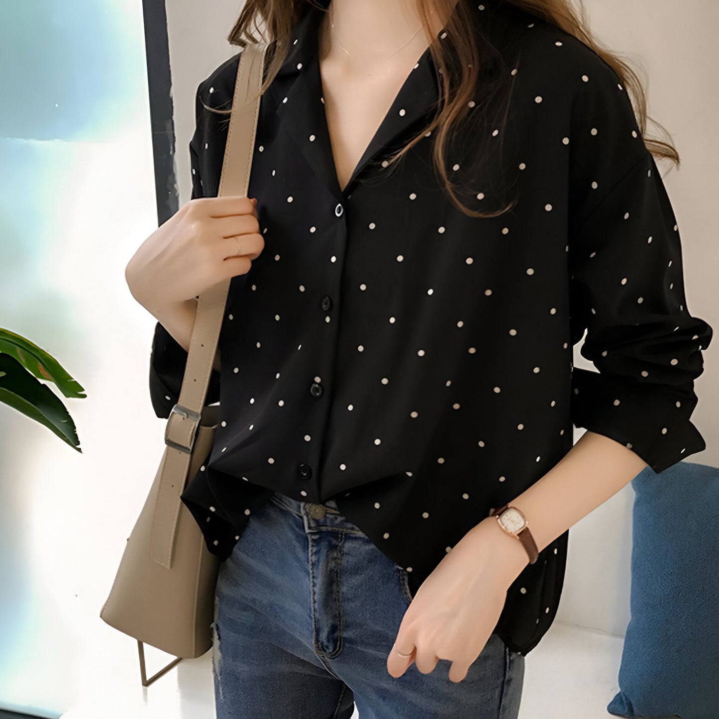 Eiko:  Spielerische Bluse mit Polka Dots