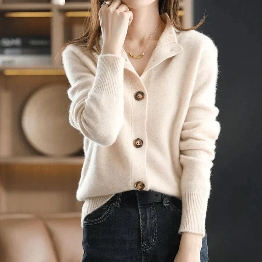 Emily Pullover: Fashionable Sweater