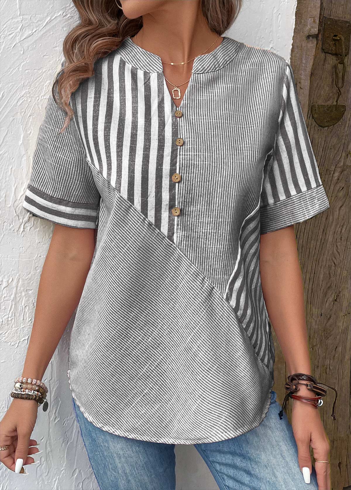 Sommerliches, modisches Hemd von Seraphine