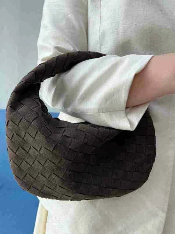 Krohn-e | Stilvolle Braune Geflochtene Handtasche - Krohn-e