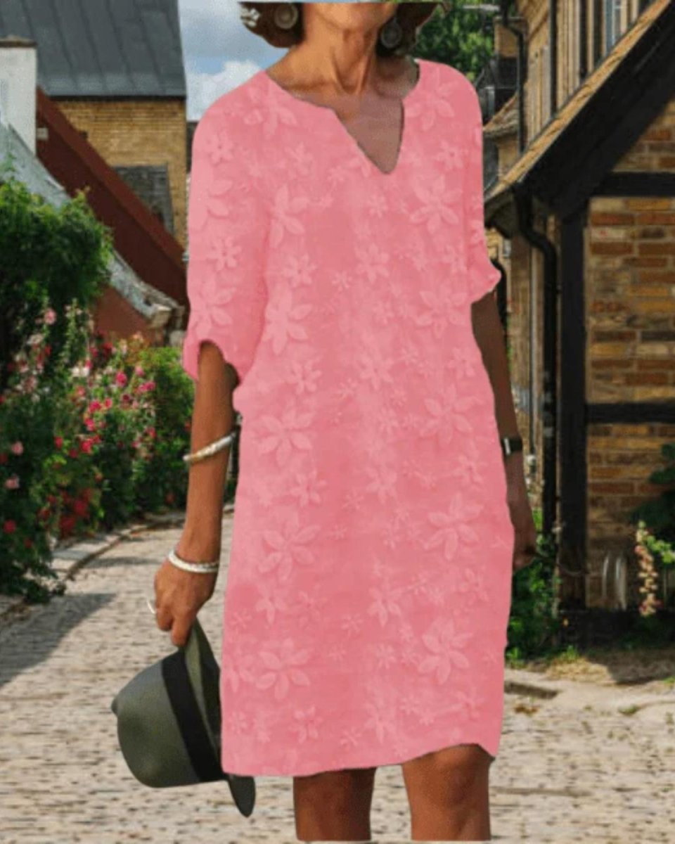 Petronella: Ein elegantes Blumenkleid
