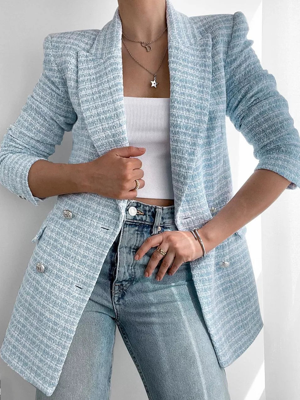 Krohn-e | Hellblauer Damen Blazer mit Knöpfen
