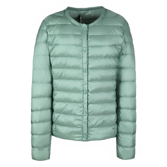 Krohn-e | Elegance Essential" kragenlose kompakte Daunenjacke