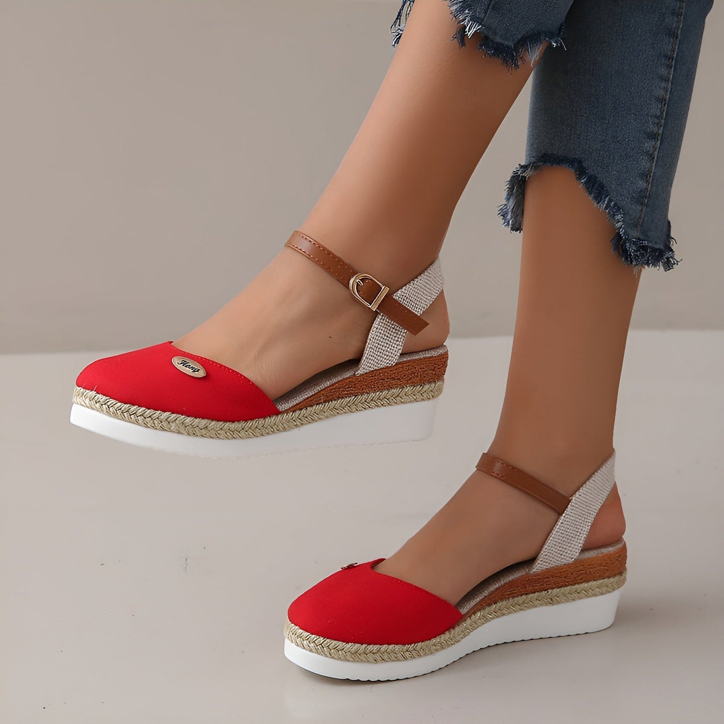 Komfortable und elegante Damen-Orthopädiesandalen