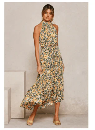 Runhild: Ein bezauberndes Sommerkleid