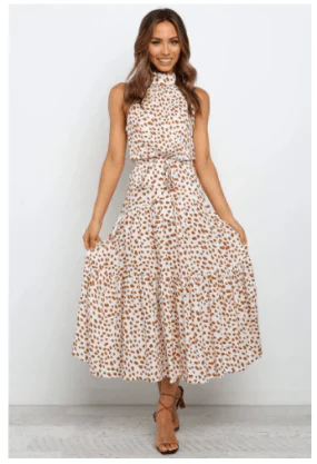 Runhild: Ein bezauberndes Sommerkleid