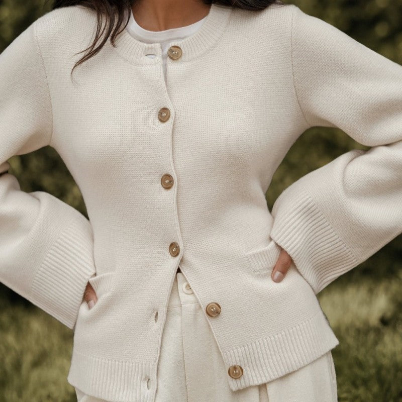 Krohn-e | Superweiche Strickjacke mit Knöpfen