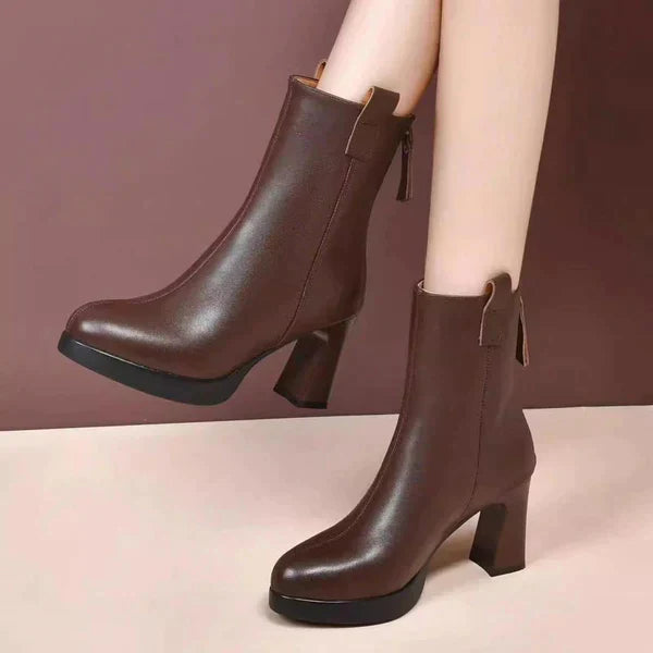 Krohn-e | Stylische Stiefel mit Hohen Absätzen und Spitzer Zehe