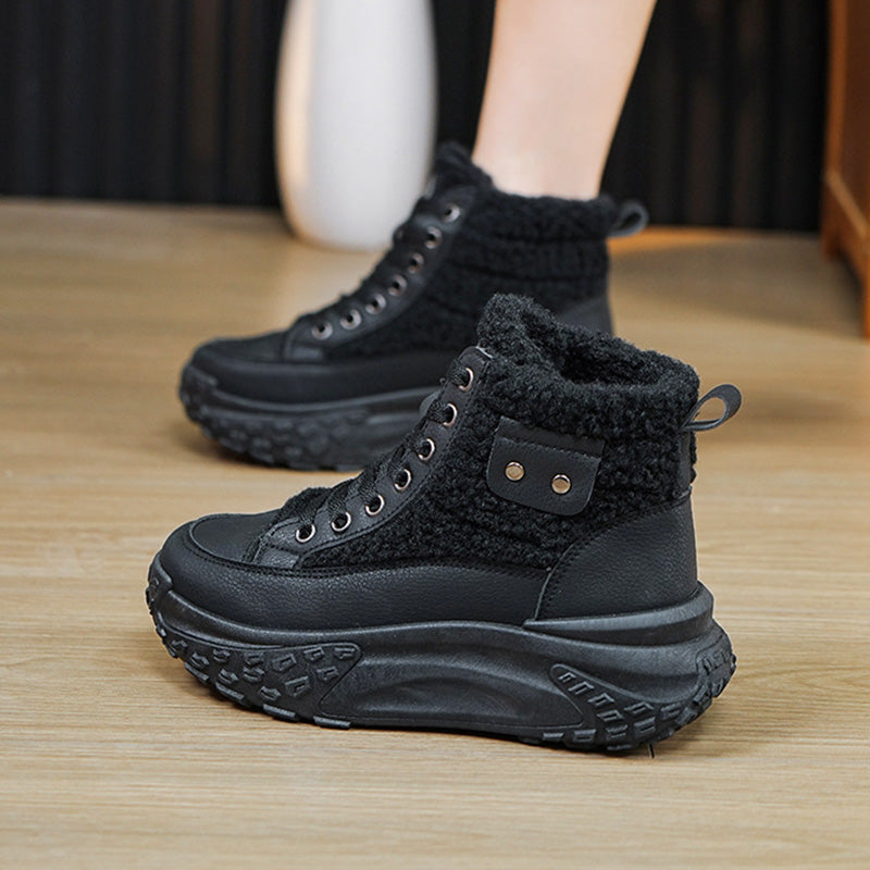 Luna: Bequeme und warme Stiefel