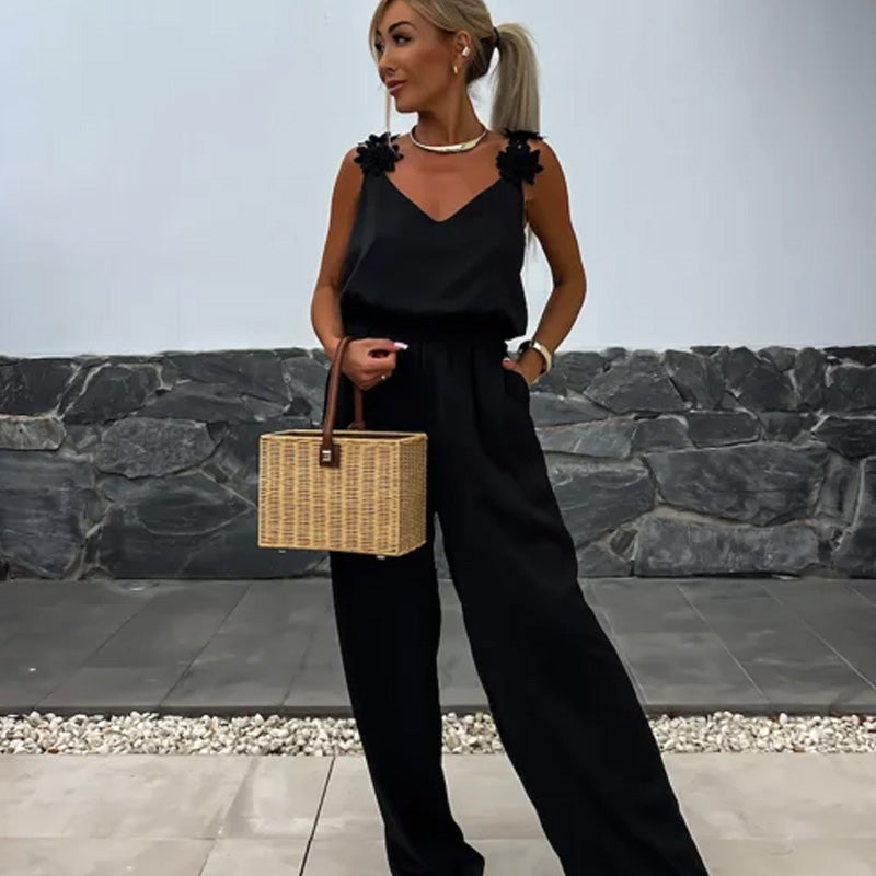 Farra Chic Jumpsuit: Elegant Style