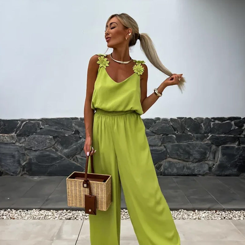 Farra Chic Jumpsuit: Elegant Style