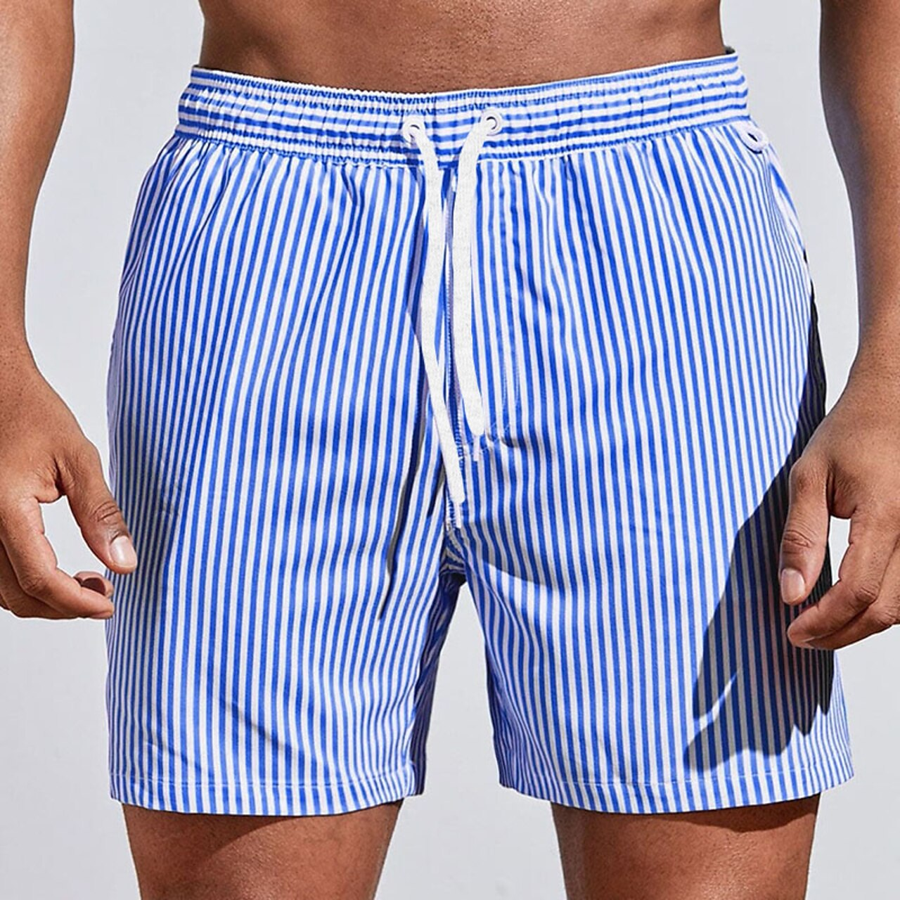 Moderne Sommer-Boardshorts von Lorenzio
