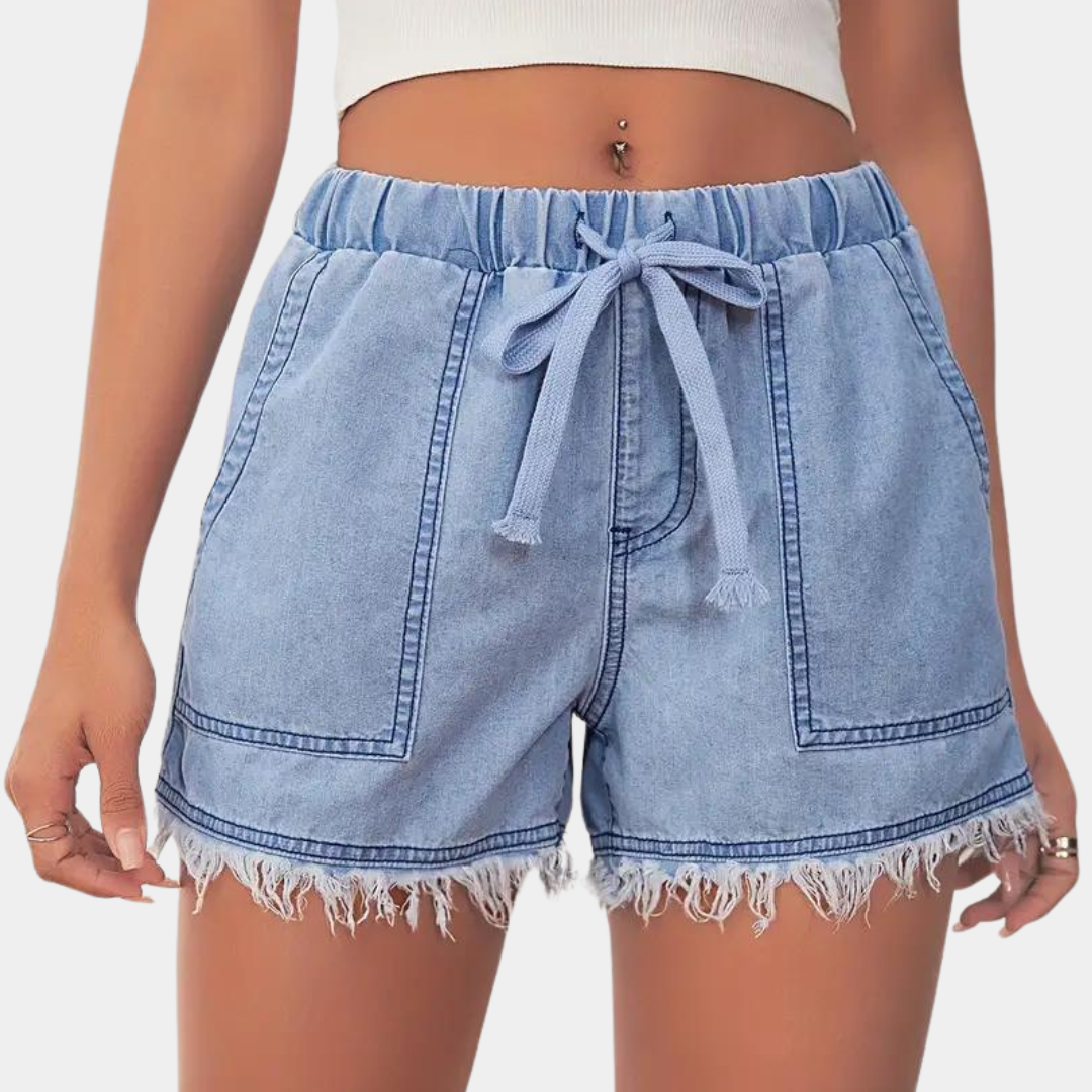 Rosalia: Modische Denim Shorts für den Sommer