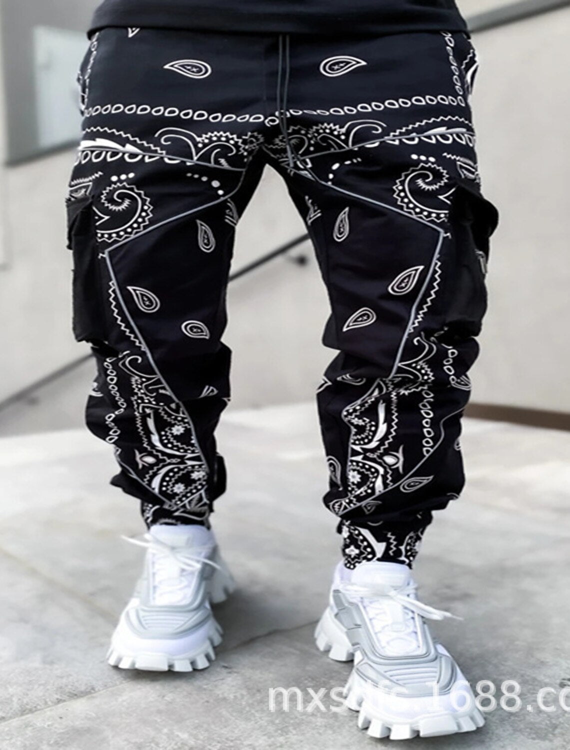 Sommerliche, modische Haremshosen von Friedrich